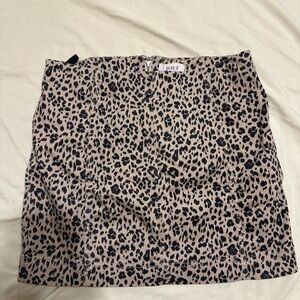 Leopard skirt